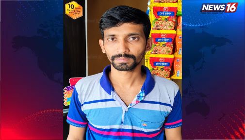 রাজশাহীতে মুদি দোকানিকে কুপিয়ে হত্যা, দোকানে পেট্রল বোমায় আগুন