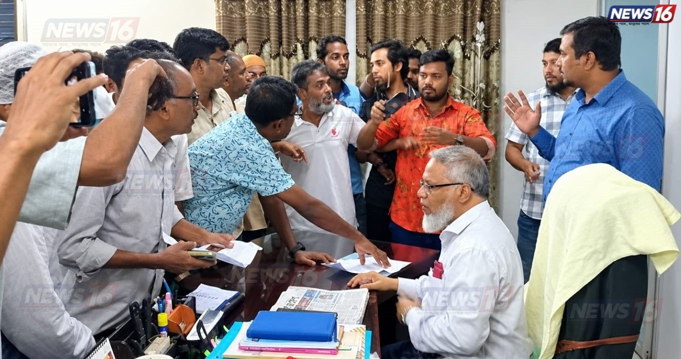 মব সৃষ্টি করে রামেবির ভিসিকে পদত্যাগে বাধ্য করার অভিযোগ