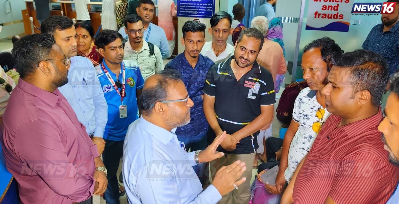 ভিসা আবেদনে দালাল থেকে সতর্ক করলেন ভারতীয় সহকারী হাইকমিশনার