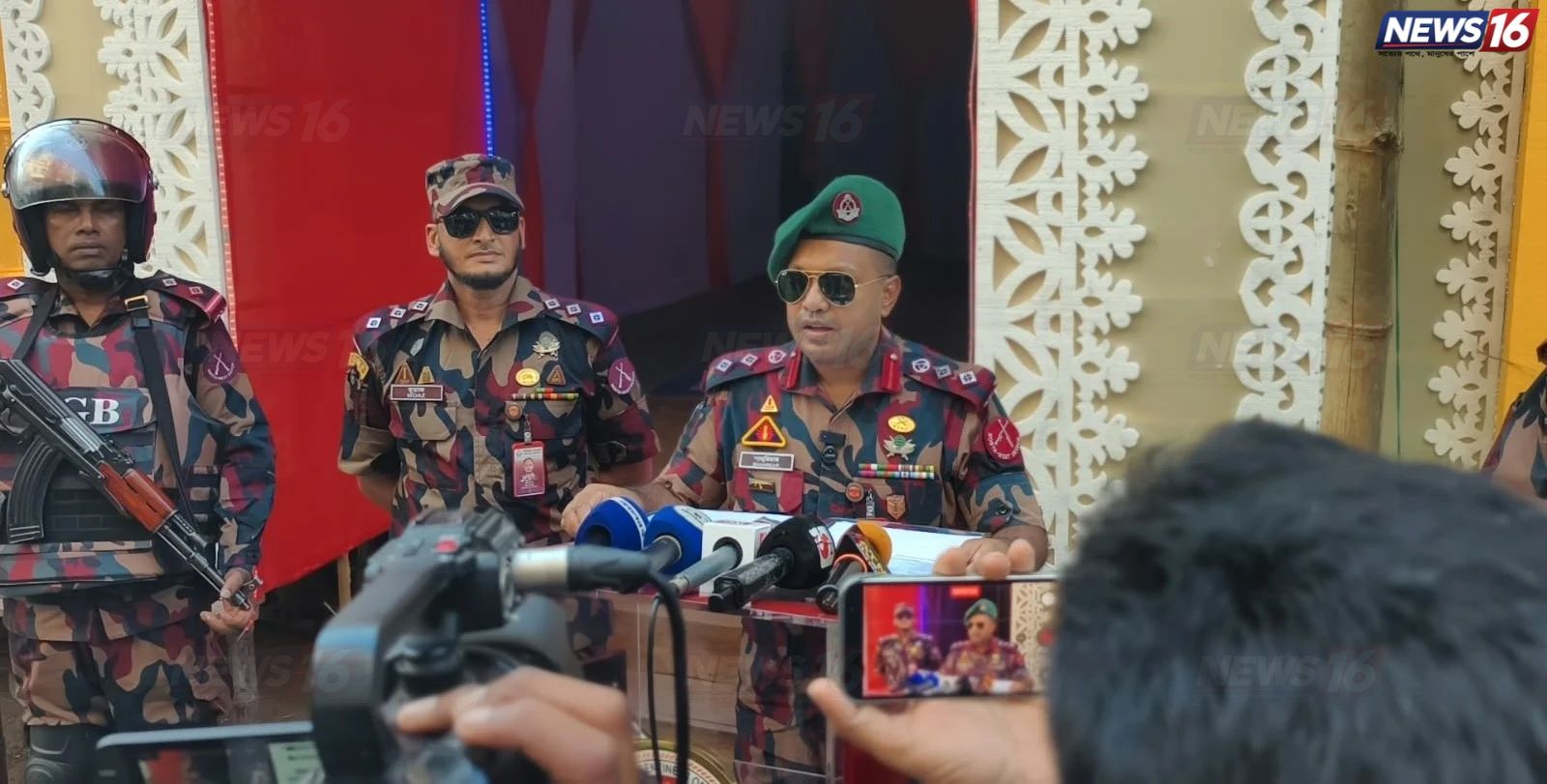 রাজশাহীতে দুর্গাপূজার নিরাপত্তায় ১৩ প্লাটুন বিজিবি মোতায়েন