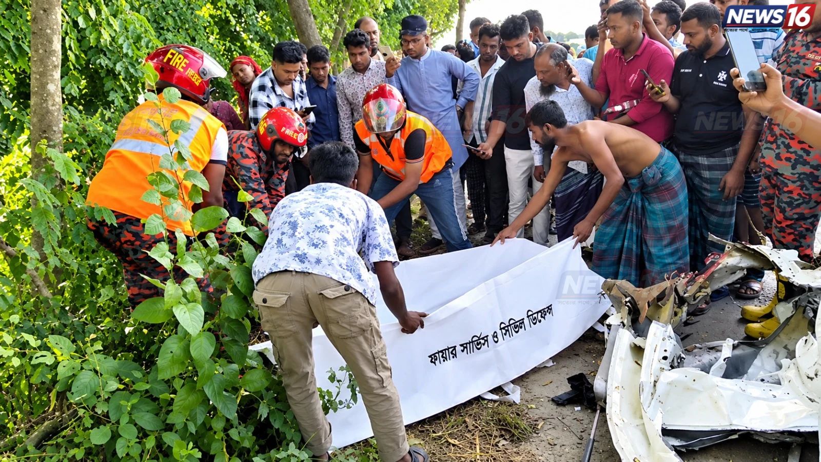 ফরিদপুরে বাস-অ্যাম্বুলেন্স সংঘর্ষে নিহত ৩, আহত ৪